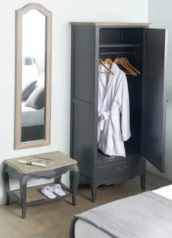 Bonnetière Murano Celeste -STYLE CAMPAGNE Boutique 017 1 Armoire 2 Portes Bois Recycle Blanchi Lea Athezza Hanjel Deco Campagne Chic 10