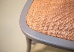 Devant -STYLE CAMPAGNE Boutique 251 1 Chaise Croisillons Gris Amadeus Cades Style Campagne 2